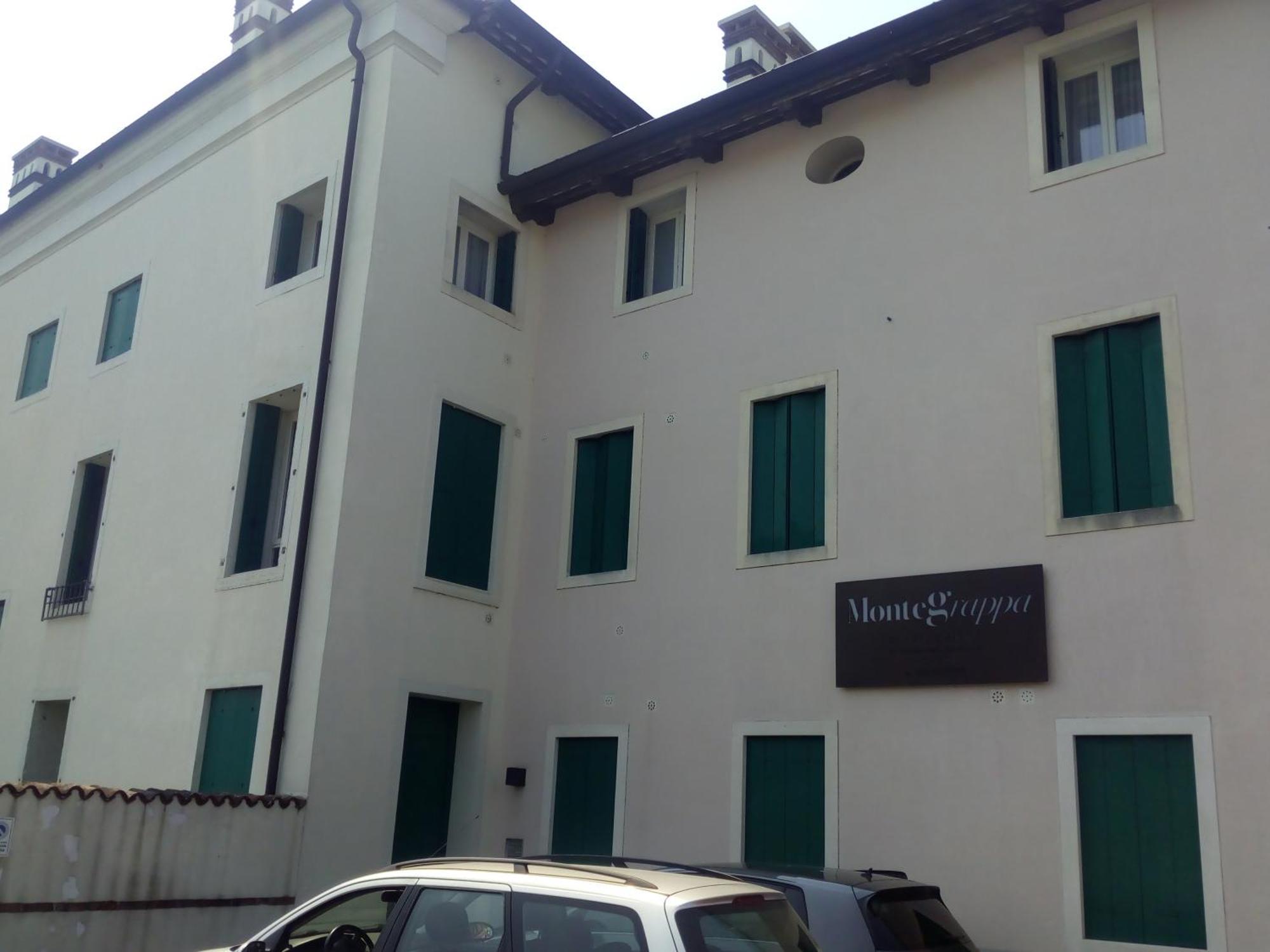 Residence Montegrappa Sandrigo Eksteriør bilde